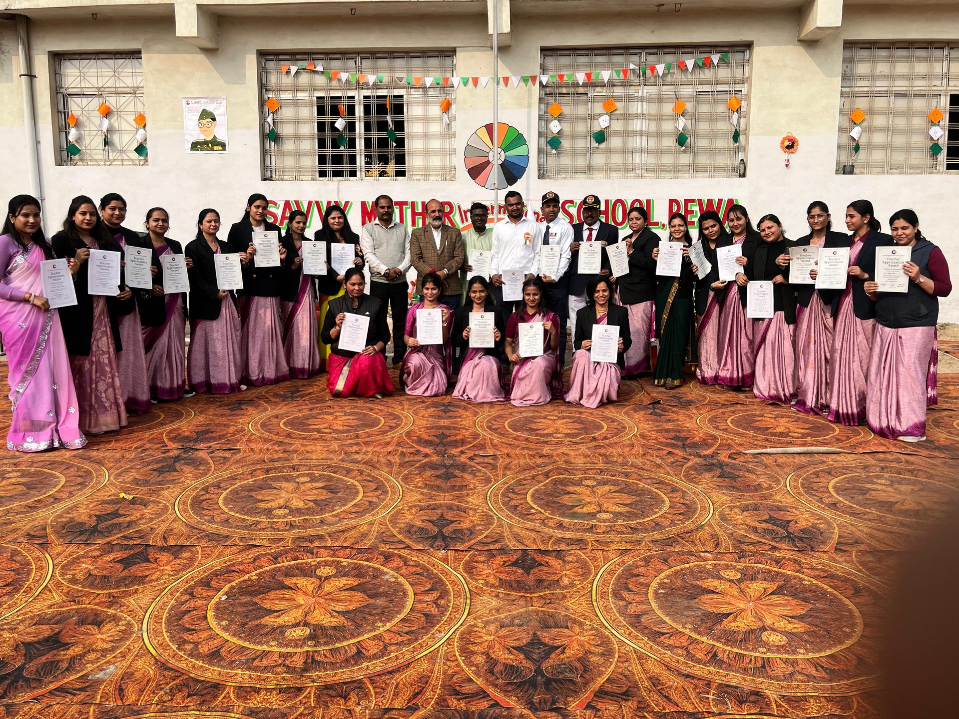 Faculty receiving appreciation certificates